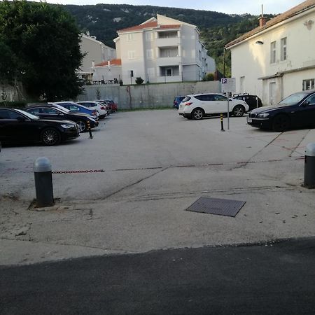 Apartman Valdi Baška Exteriör bild