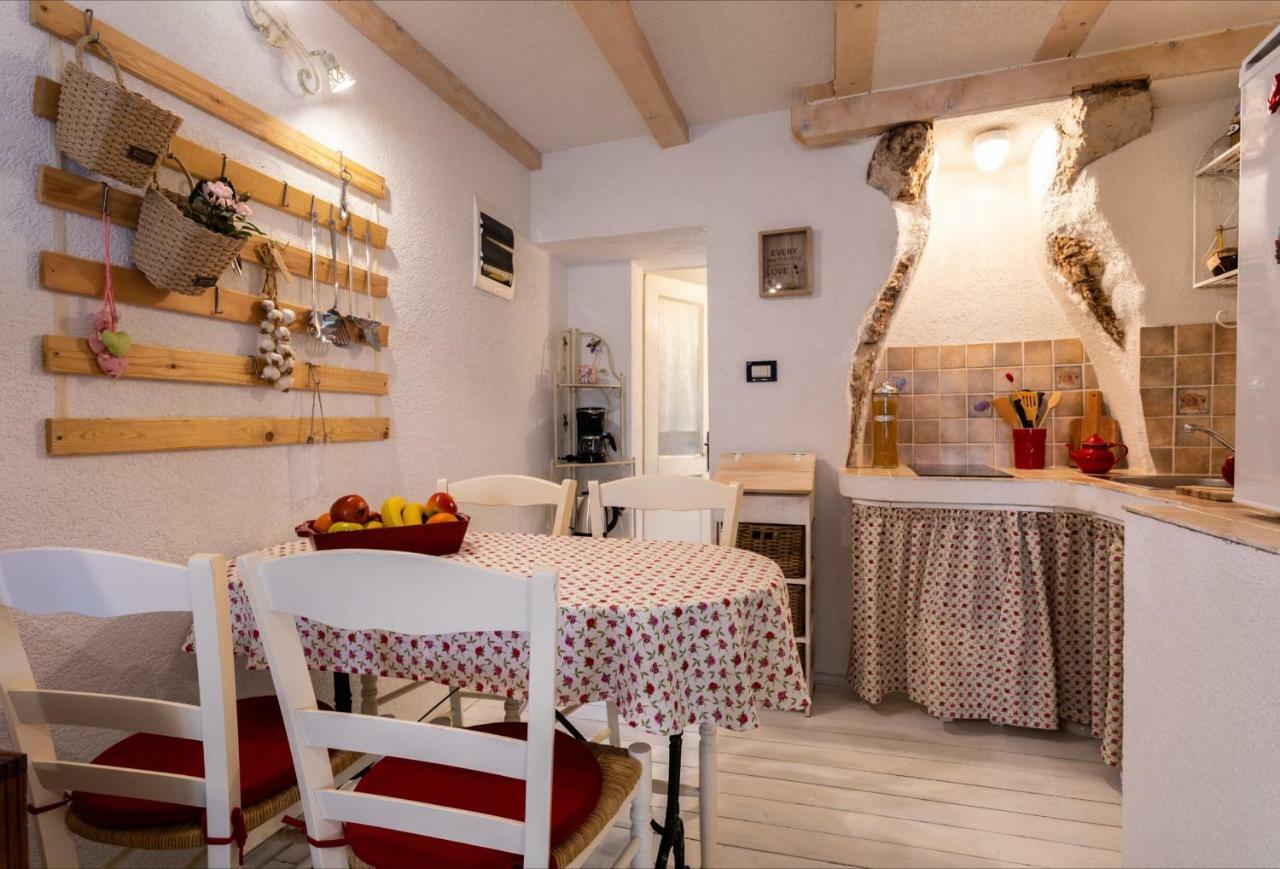 Apartman Valdi Baška Exteriör bild