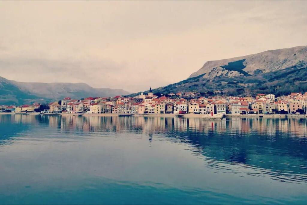 Apartman Valdi Baška Exteriör bild