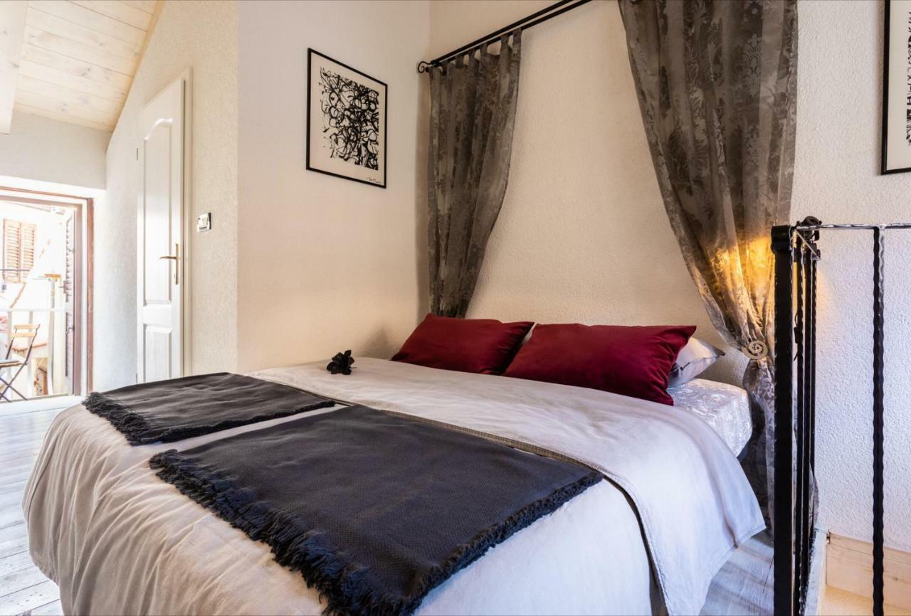 Apartman Valdi Baška Exteriör bild