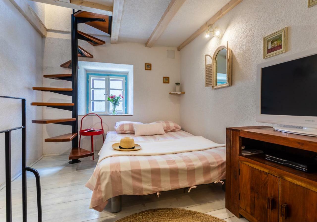 Apartman Valdi Baška Exteriör bild